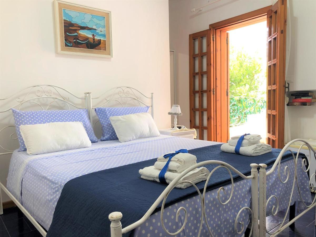 B&B Il Villino Torre Dell'Orso Exterior photo